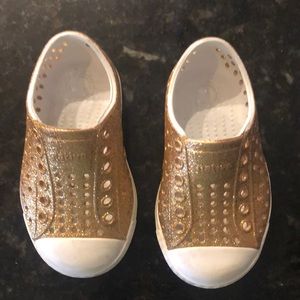 Natives Jefferson Gold Glitter size c5